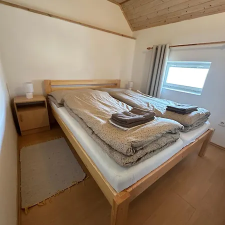 Apartment Dehtare 公寓 *