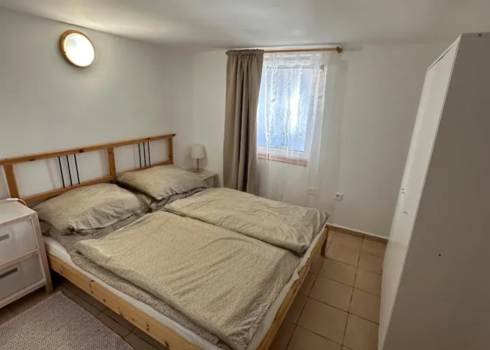 Apartment Dehtare Lejlighed